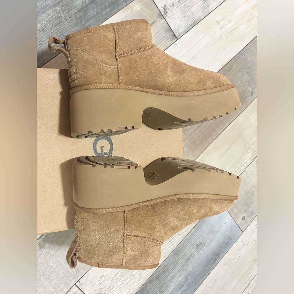 NWT UGG Classic Ultra Mini New Heights Boots Chestnut Platform Heel 9 BRAND NEW - Picture 7 of 11